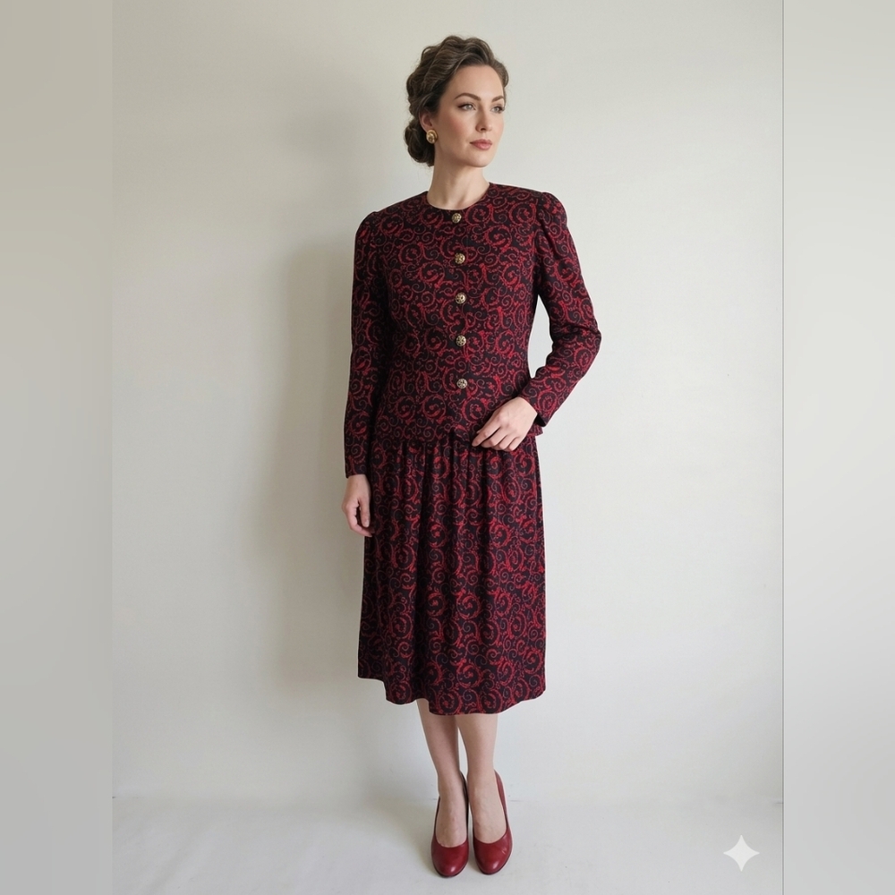 Vintage Tracy Richards Long Sleeve Red and Black Patterned Set